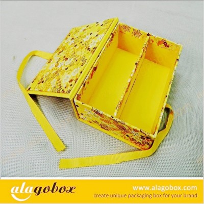 Luxury apparel boxes