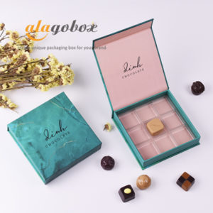 hand painted pralines packaging