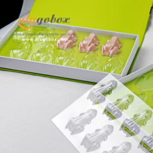 custom plastic tray for frog chocolate